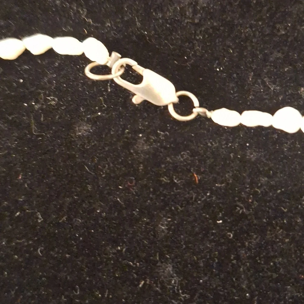RICE PEARL FRESHWATER NECKLACE With Opalescent Glass Beads